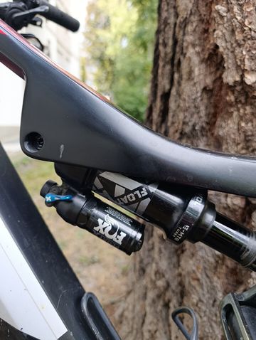 Used Whistle B-Rush Shimano SLX 2025 Mountainbike, Red — image 4 of 8