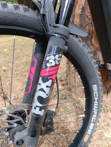 Used Whistle B-Rush Shimano SLX 2025 Mountainbike, Red — image 3 of 8