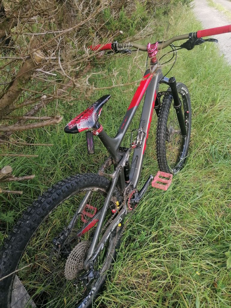 Brugt Trek Fuel EX 5 27.5 Plus 2018 2018 Mountainbike — billede 2 af 6