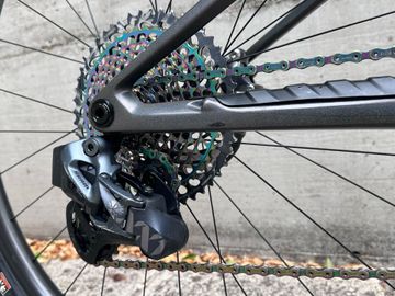 Orbea OIZ M-LTD 2024 2024 Mountainbike usato, Grigio chiaro — immagine 3 di 13