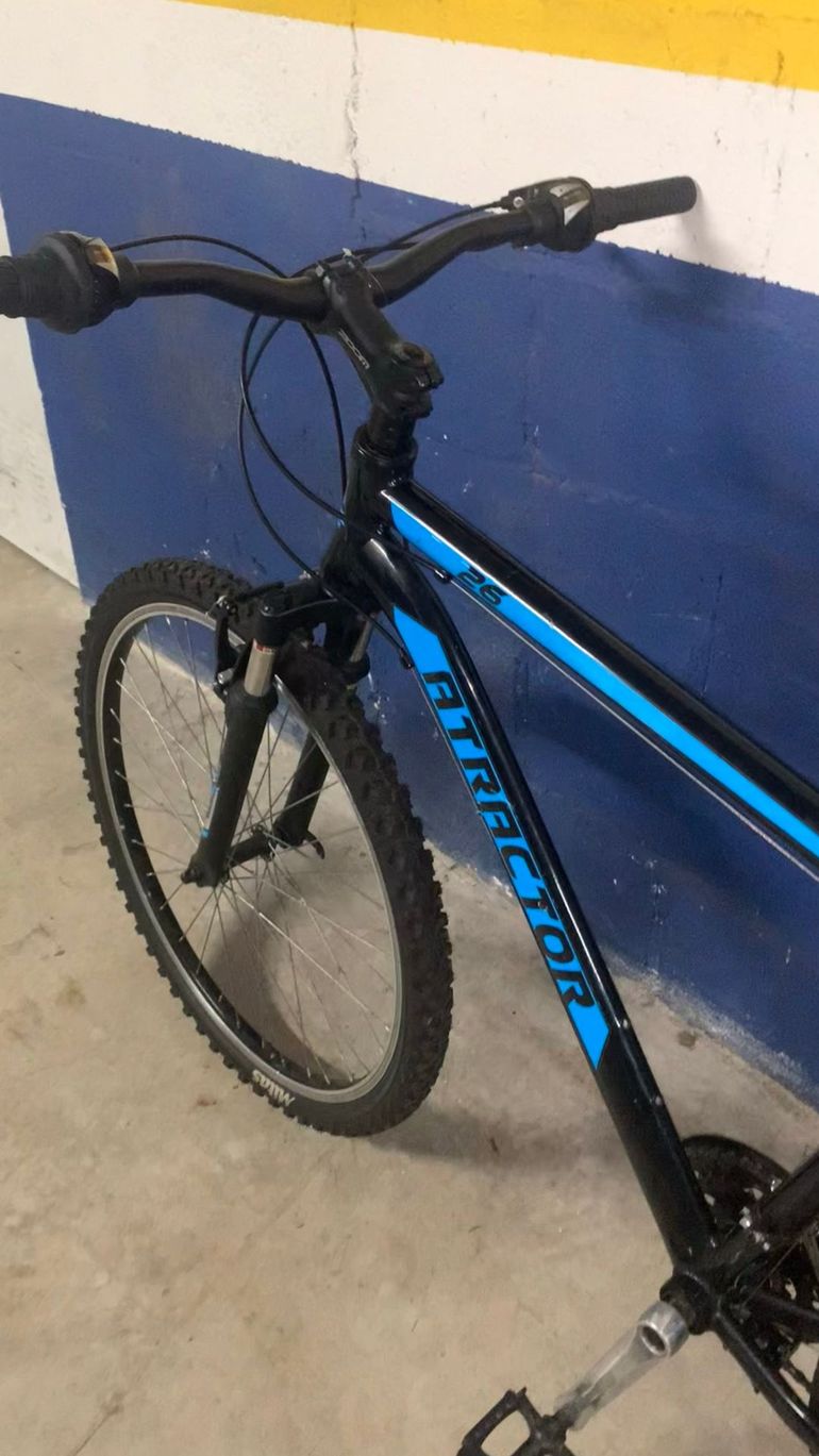 B Twin Custom Shimano Dura Ace 2025 Mountainbike d'occasion — image 2 sur 3