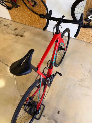 Used BMC Roadmachine 02 ONE 2018 2018 Road & Gravel, Red — image 14 of 14