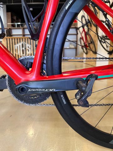 Used BMC Roadmachine 02 ONE 2018 2018 Road & Gravel, Red — image 7 of 14
