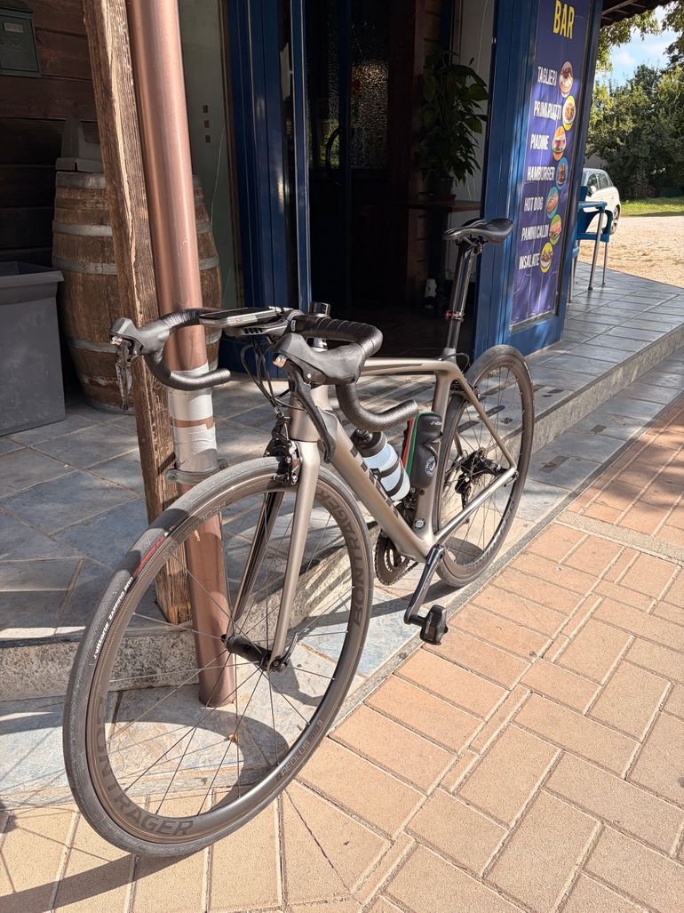 Trek Émonda SL 6 2018 2018 Road & Gravel usato, Grigio chiaro — immagine 3 di 6