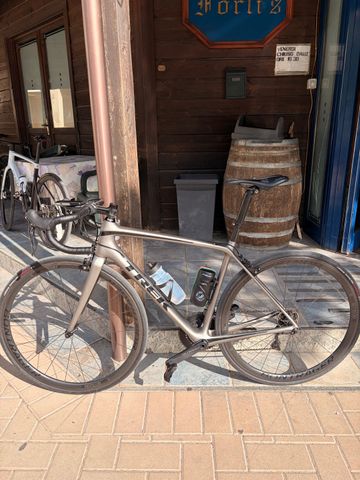 Trek Émonda SL 6 2018 2018 Road & Gravel usato, Grigio chiaro — immagine 5 di 6
