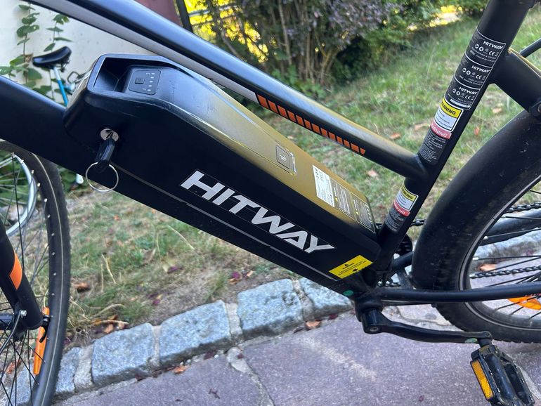 Gebrauchtes Hitway Custom 2024 Urban, Schwarz — Bild 9 von 11