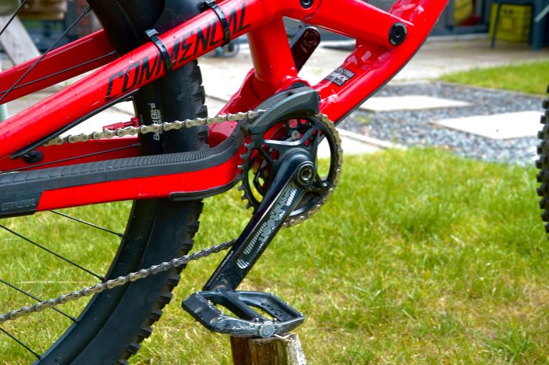 Used Commencal Custom SRAM GX 2019 Mountainbike, Red — image 11 of 14