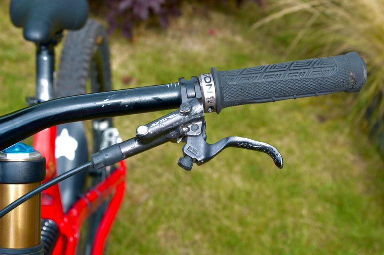 Used Commencal Custom SRAM GX 2019 Mountainbike, Red — image 6 of 14
