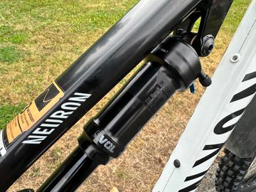 Used Canyon Neuron 6 2022 2022 Mountainbike, White — image 5 of 6