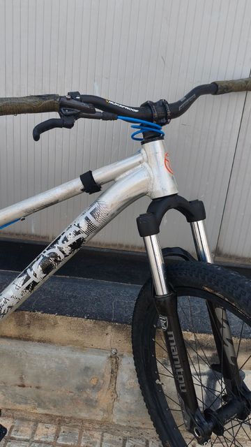 Używany Ghost dirt custom 2010 Mountainbike — zdjęcie 4 z 7