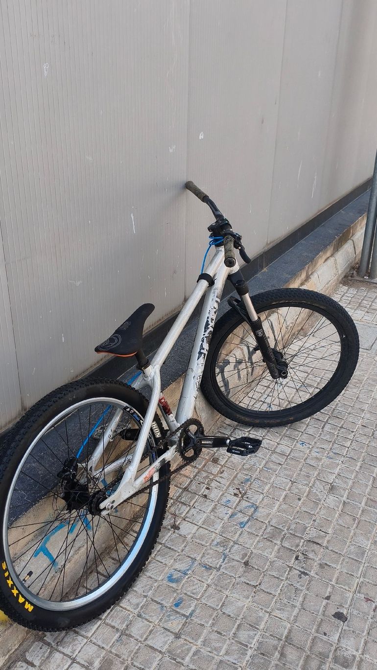 Używany Ghost dirt custom 2010 Mountainbike — zdjęcie 3 z 7