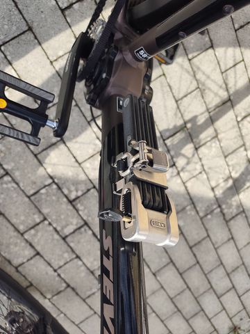 Used Stevens P18 2023 Urban, Black — image 4 of 15
