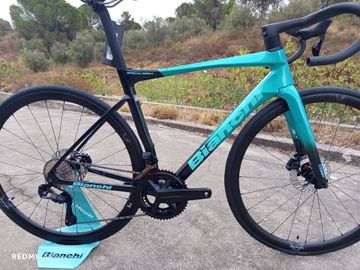 Used Bianchi Specialissima COMP 2026 2026 Road & Gravel, Black — image 2 of 9