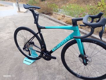 Used Bianchi Specialissima COMP 2026 2026 Road & Gravel, Black — image 8 of 9