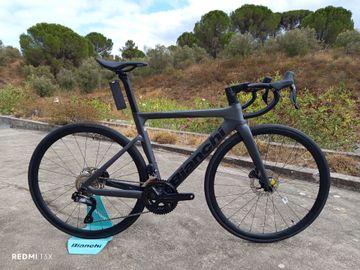 Bianchi Oltre RACE 2026 2026 Road & Gravel d'occasion — image 1 sur 10