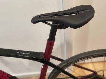 Trek Domane SL 5 2021 2021 Road & Gravel usato, Rosso — immagine 5 di 8