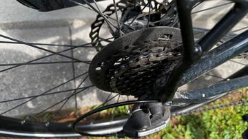 Specialized Sirrus 2.0 EQ 2022 2022 Urban usato, Verde — immagine 2 di 5