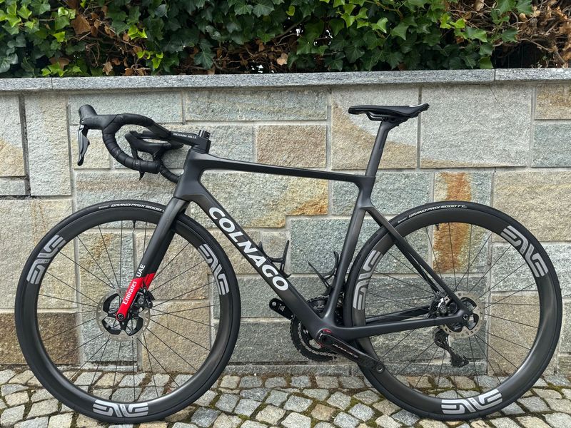 Used Colnago V4Rs Disc Dura-Ace Di2 9200 w/ENVE SES 3.4 Wheels 2024 2024 Road & Gravel