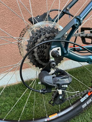 Used GT Aggressor Expert 2022 2022 Mountainbike, Blue, 27.5, 29 — image 3 of 11