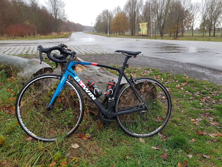 Used B’TWIN Ultra RCR Shimano 105 2018 Road & Gravel, Black — image 4 of 4