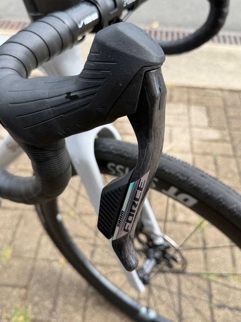 Used SUPERIOR BIKES Custom SRAM Force eTap AXS 2026 Road & Gravel, Light Gray — image 6 of 8