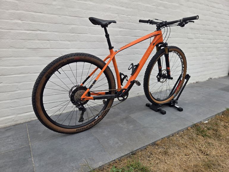 Used Niner Custom Shimano Deore XT 2018 Mountainbike, Orange — image 12 of 17