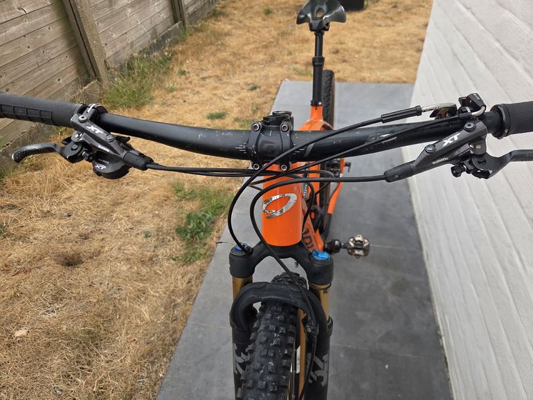 Used Niner Custom Shimano Deore XT 2018 Mountainbike, Orange — image 17 of 17