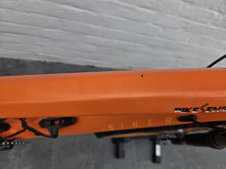 Used Niner Custom Shimano Deore XT 2018 Mountainbike, Orange — image 14 of 17