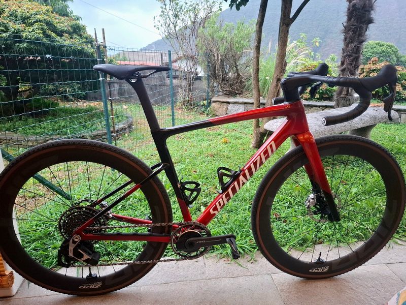 Used Specialized crux 5 Custom SRAM Red eTap AXS 2026 Road & Gravel
