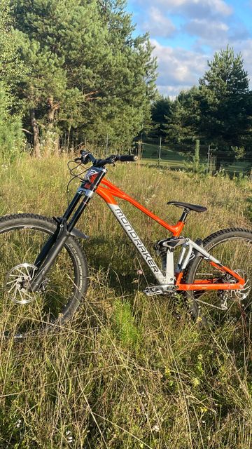 Used Mondraker SUMMUM 2023 2023 Mountainbike, Red, 29 — image 2 of 10