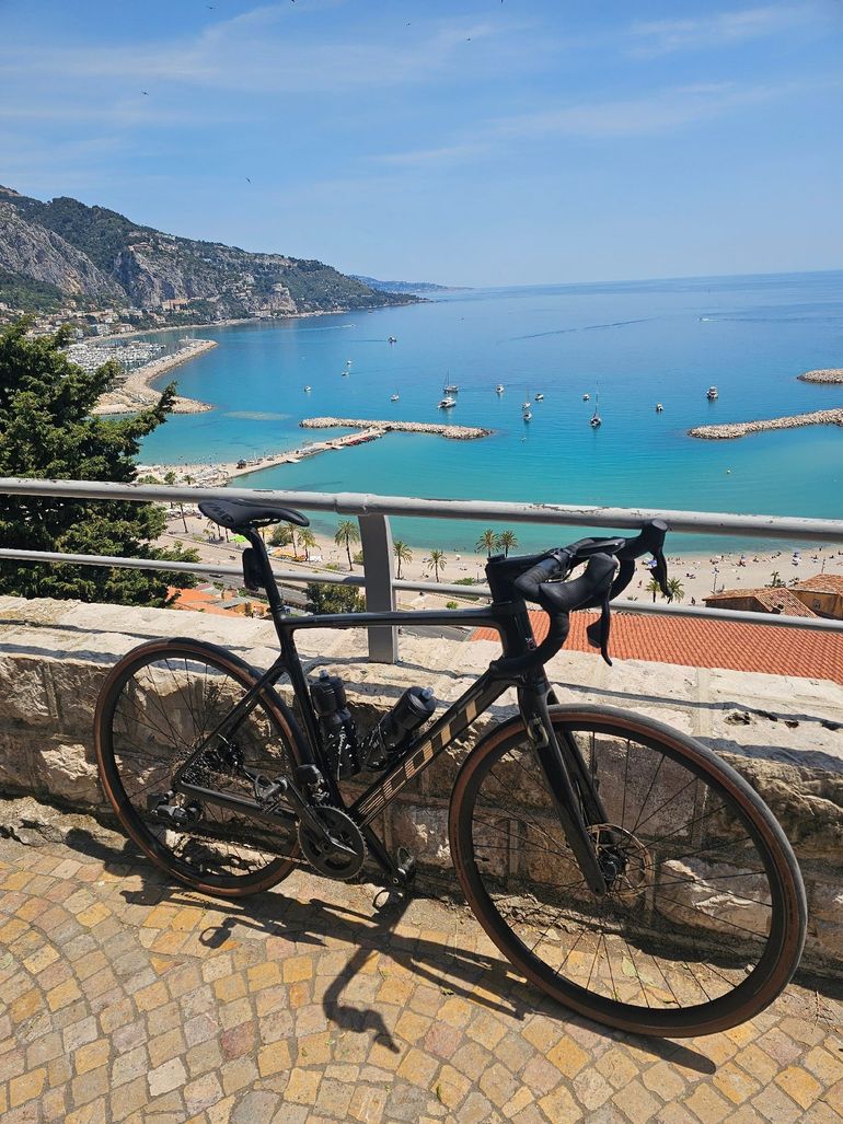 Used Scott Addict SRAM Rival eTap AXS 2026 Road & Gravel, Black — image 2 of 6