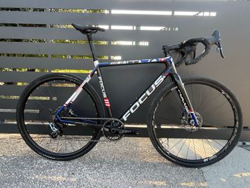 Gebrauchtes Focus Mares SRAM Force 2016 Road & Gravel, Schwarz — Bild 1 von 10
