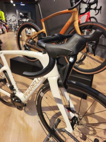Używany Pinarello F3 105 Di2 2026 2026 Road & Gravel — zdjęcie 3 z 5