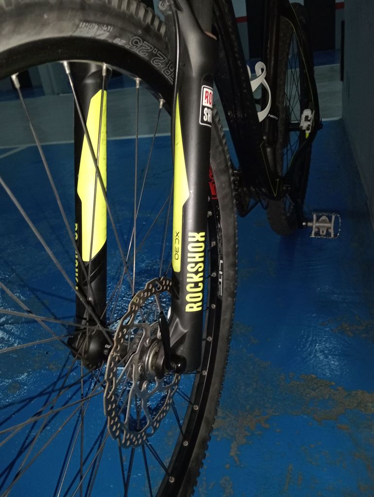 Używany BH Ultimate 29 2014 2014 Mountainbike — zdjęcie 9 z 12