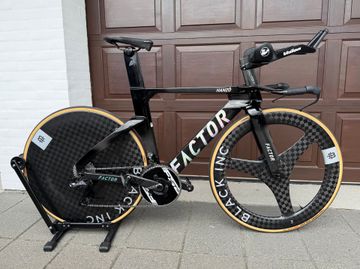 Used Factor Hanzo Shimano Ultegra Di2 2026 Road & Gravel, Black — image 1 of 10
