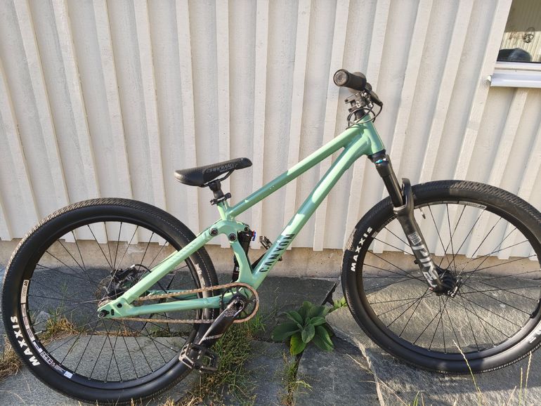 Used Canyon Stitched 720 2023 2023 Mountainbike, Green — image 1 of 5