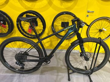 Gebrauchtes Scott Scale RC World Cup 2022 2022 Mountainbike, Blau — Bild 1 von 8