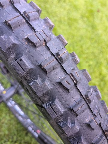 Käytetty Santa Cruz Tallboy LT 2014 2014 Mountainbike — kuva 12 / 20
