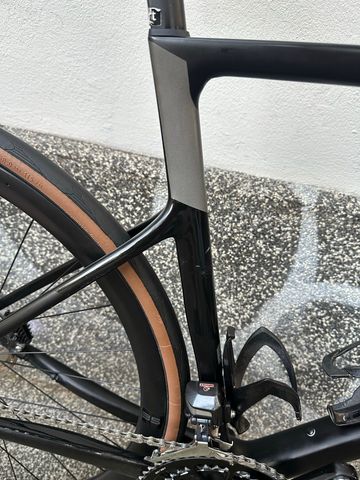 Used Cannondale Supersix Shimano Ultegra Di2 2021 Road & Gravel, Black — image 7 of 7
