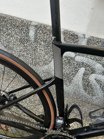 Used Cannondale Supersix Shimano Ultegra Di2 2021 Road & Gravel, Black — image 5 of 7