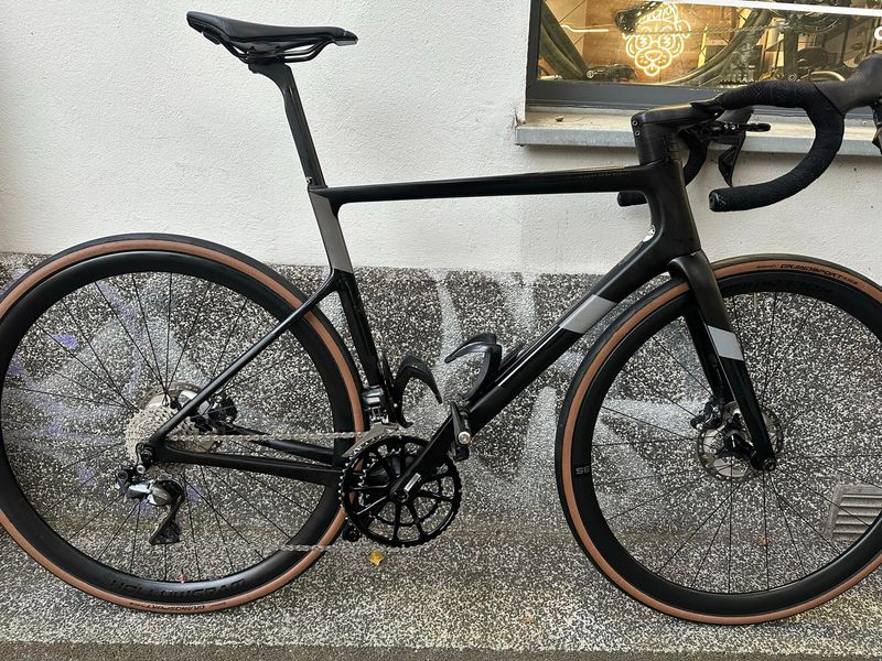 Używany Cannondale Supersix Shimano Ultegra Di2 2021 Road & Gravel