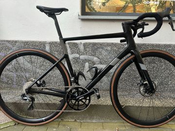 Used Cannondale Supersix Shimano Ultegra Di2 2021 Road & Gravel, Black — image 3 of 7