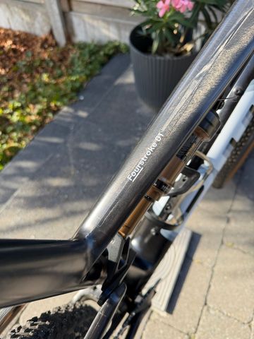 Used BMC Fourstroke 01 TEAM 2023 2023 Mountainbike, Black, 29 — image 8 of 10