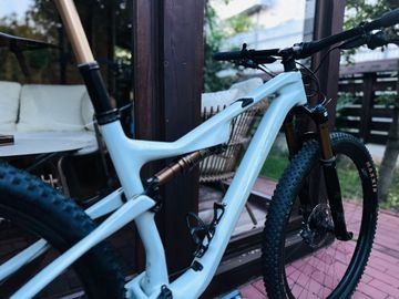 Used Lapierre XRM SRAM GX Eagle AXS 2025 Mountainbike, Light Gray — image 4 of 10