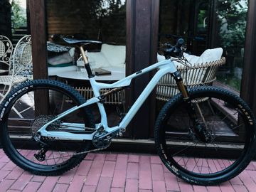Used Lapierre XRM SRAM GX Eagle AXS 2025 Mountainbike, Light Gray — image 1 of 10