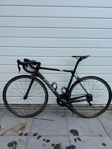 Used Factor Ostro Shimano Ultegra Di2 2019 Road & Gravel, Black — image 1 of 14
