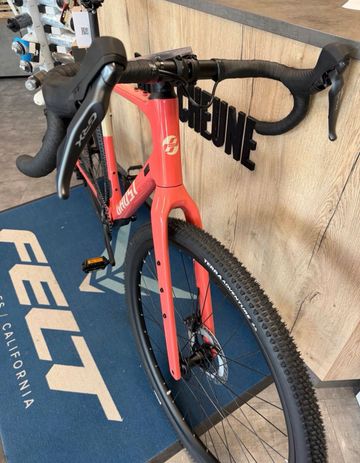Używany Ghost ASKET CF PRO 2026 2026 Road & Gravel — zdjęcie 4 z 7