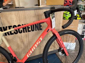 Używany Ghost ASKET CF PRO 2026 2026 Road & Gravel — zdjęcie 3 z 7