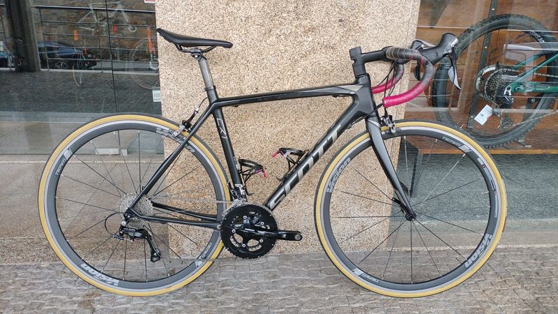 Scott CR1 10 2017 2017 Road & Gravel d'occasion