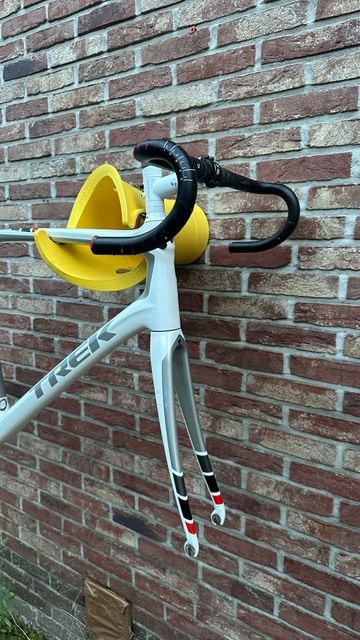 Used Trek Domane 6.9 Compact 2014 Frameset 2014 Road & Gravel, White — image 6 of 18